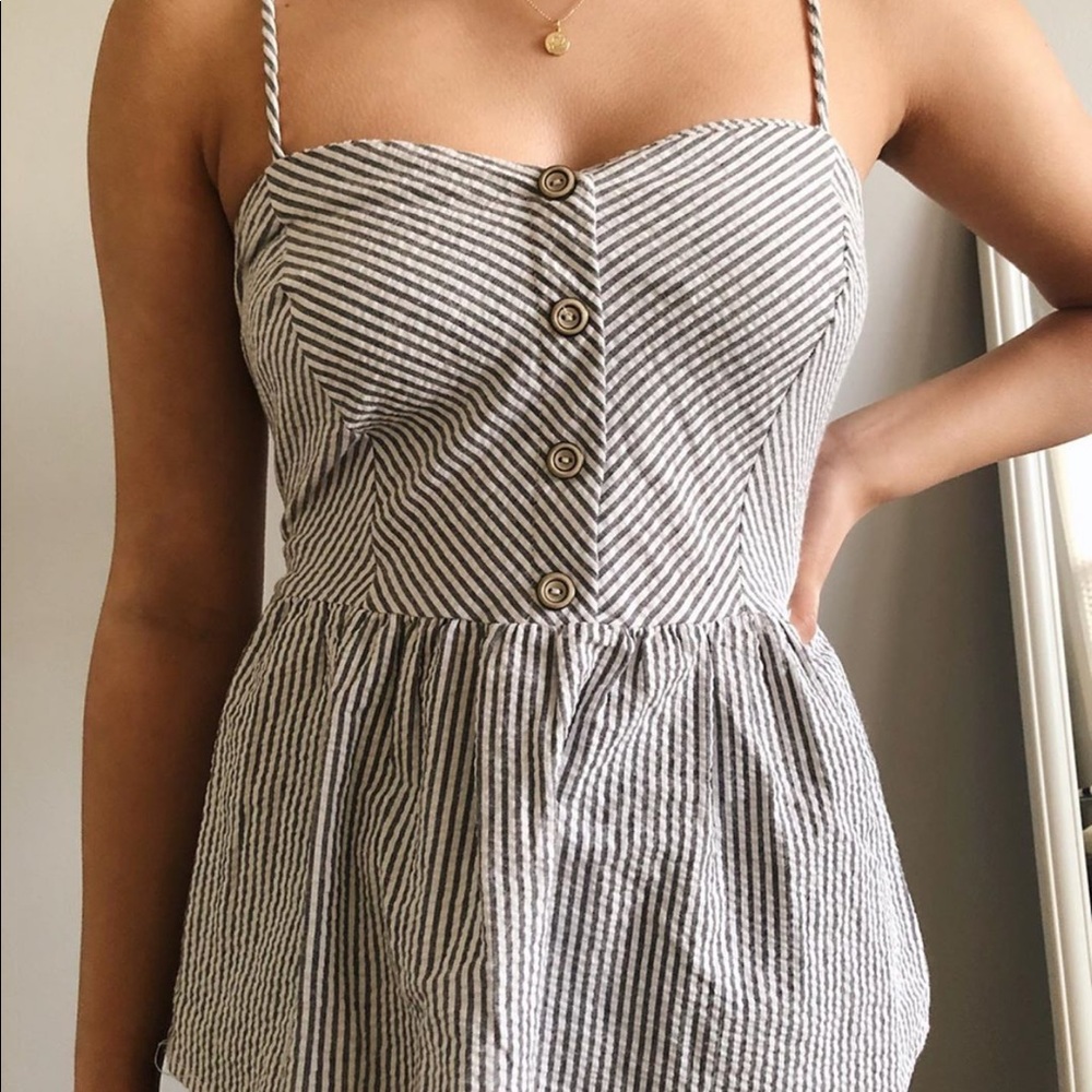 Beachy top